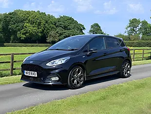 Used 2019 Ford Fiesta ST-Line Black - Interior and Exterior details 8