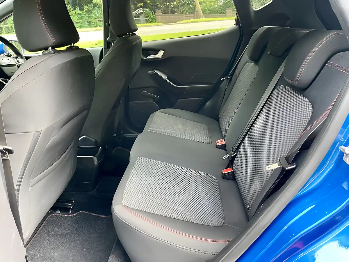 Used 2019 Ford Fiesta ST-Line Blue - Interior and Exterior details 10