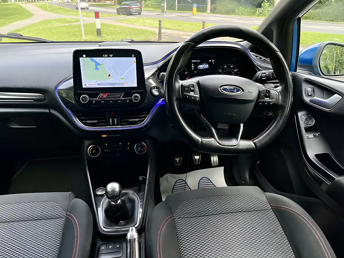 Used 2019 Ford Fiesta ST-Line Blue - Interior and Exterior details 12