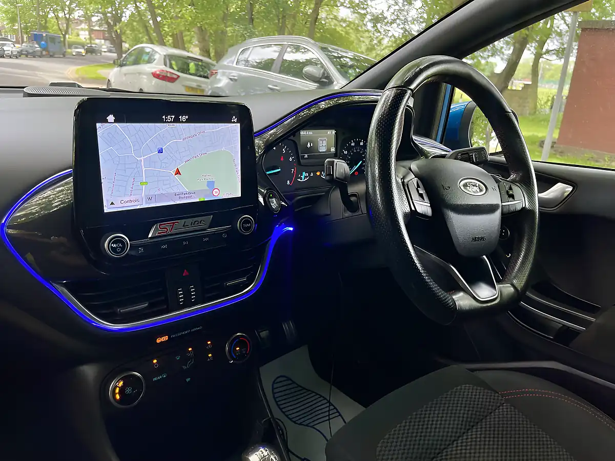 Used 2019 Ford Fiesta ST-Line Blue - Interior and Exterior details 20