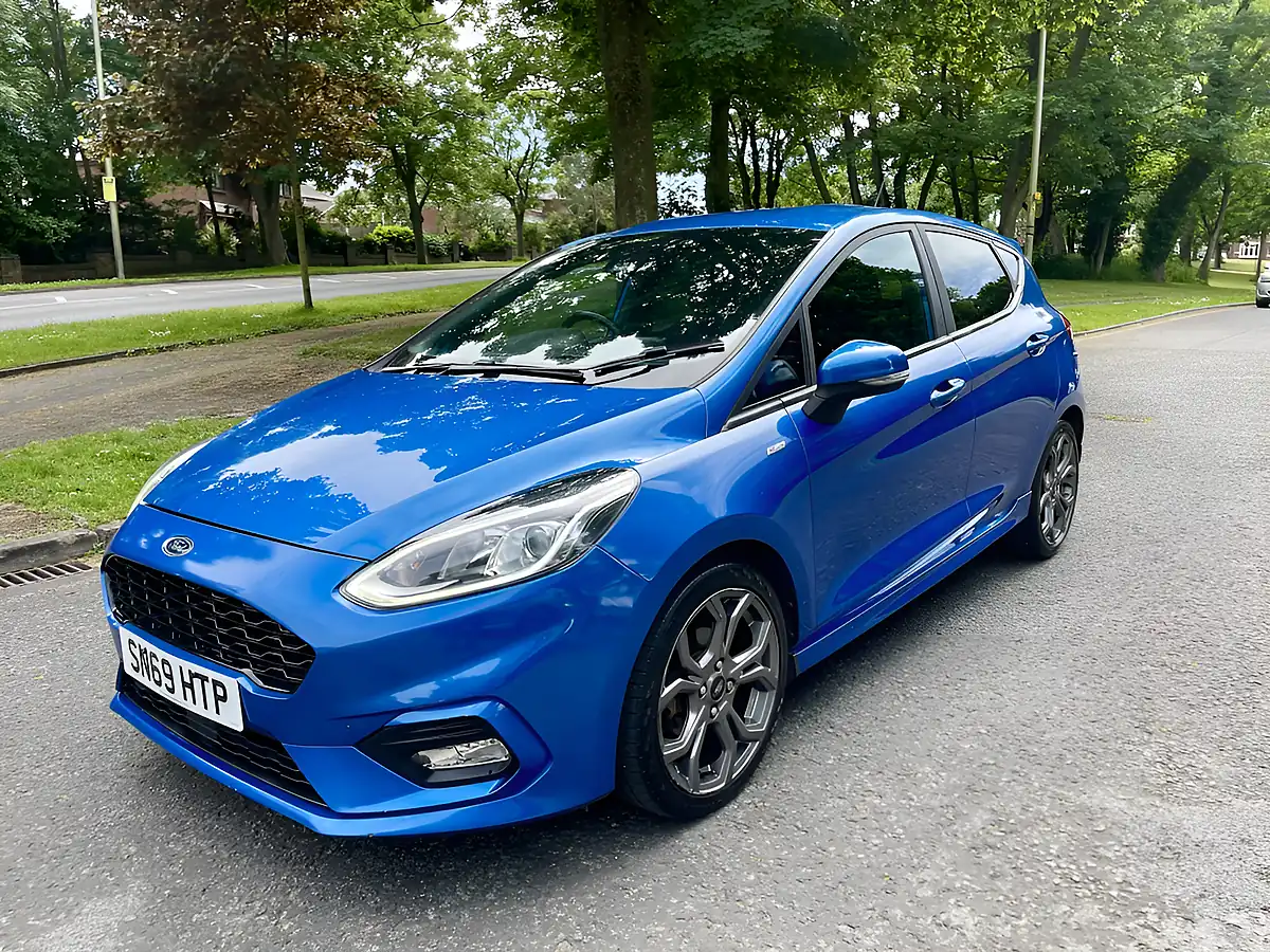 Used 2019 Ford Fiesta ST-Line Blue - Interior and Exterior details 3