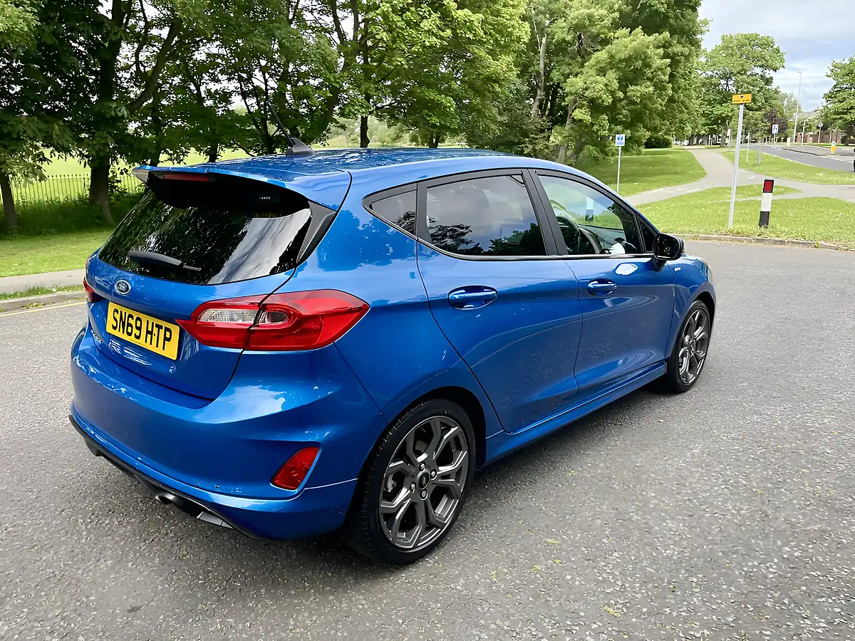 Used 2019 Ford Fiesta ST-Line Blue - Interior and Exterior details 6