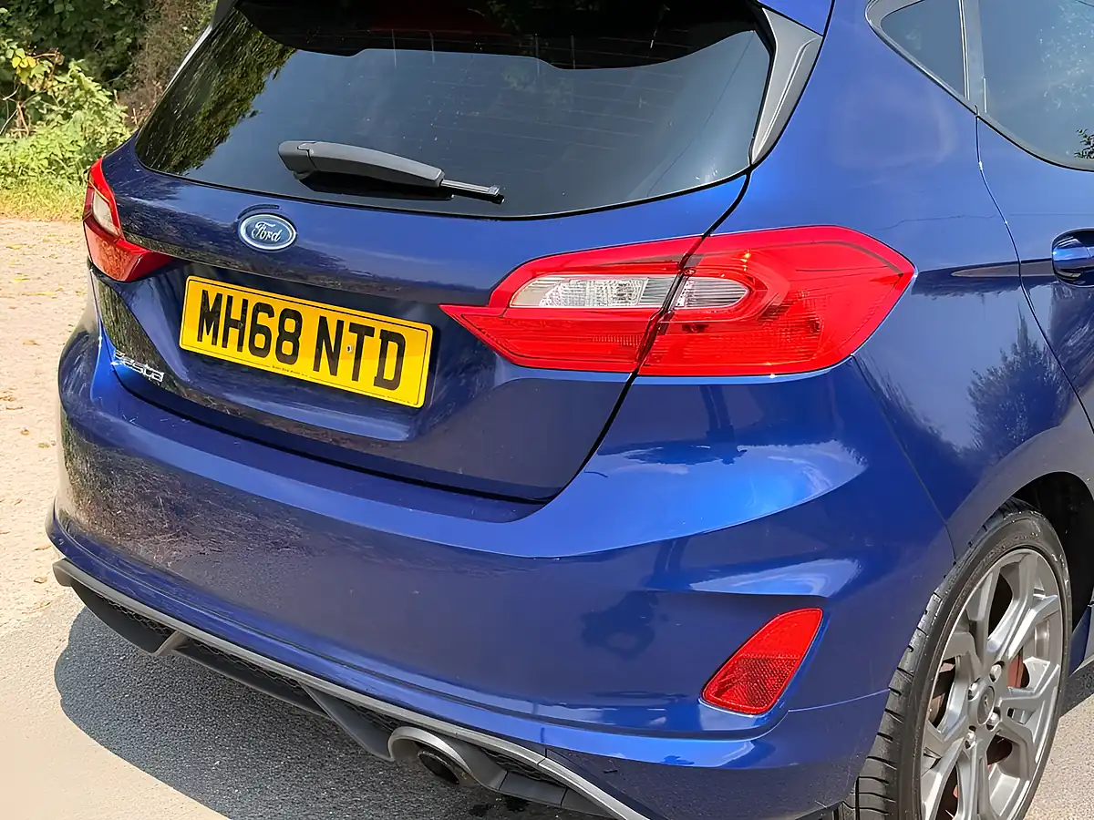 Used 2019 Ford Fiesta ST-Line Blue - Interior and Exterior details 17