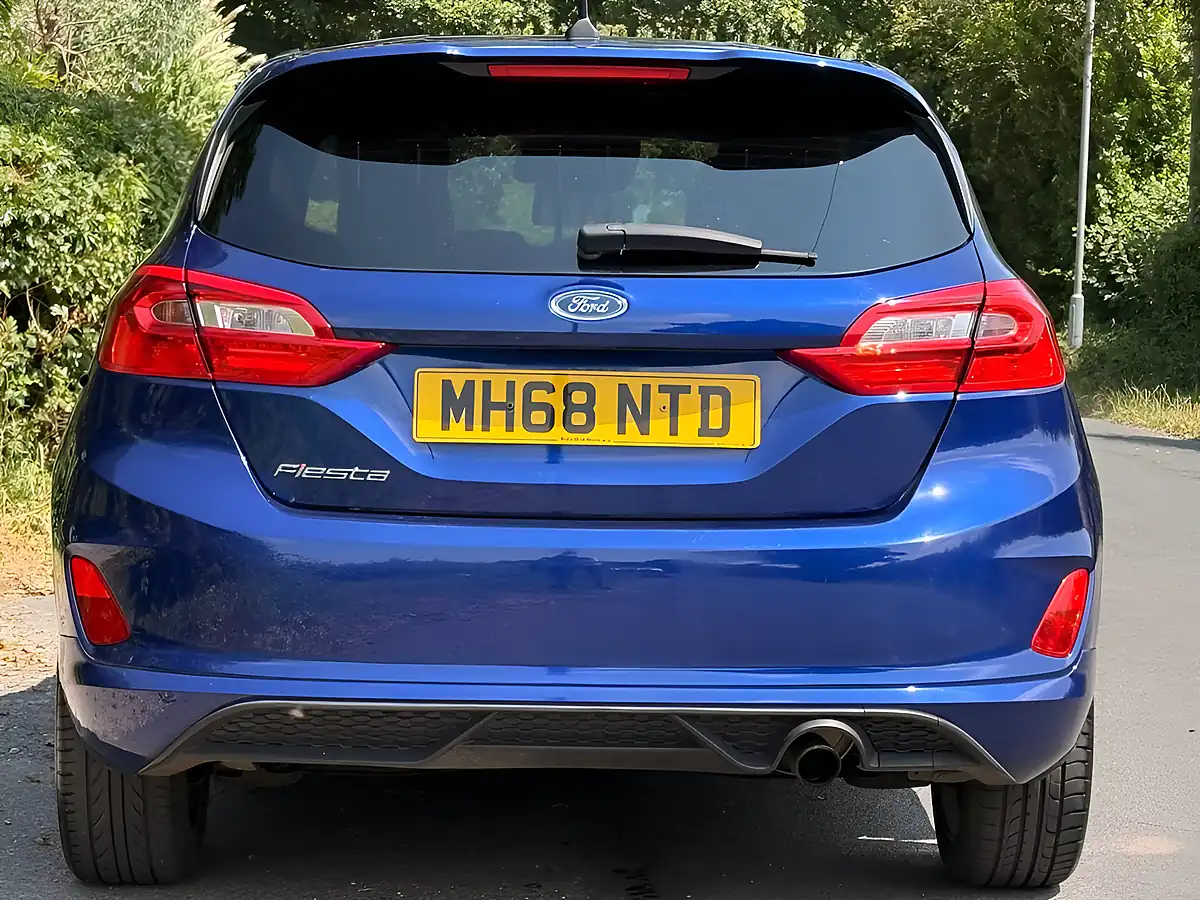 Used 2019 Ford Fiesta ST-Line Blue - Interior and Exterior details 7