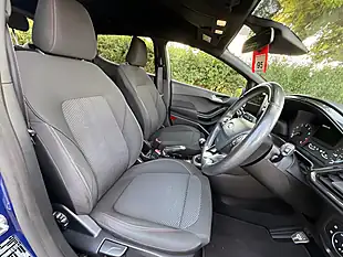 Used 2019 Ford Fiesta ST-Line Blue - Interior and Exterior details 9