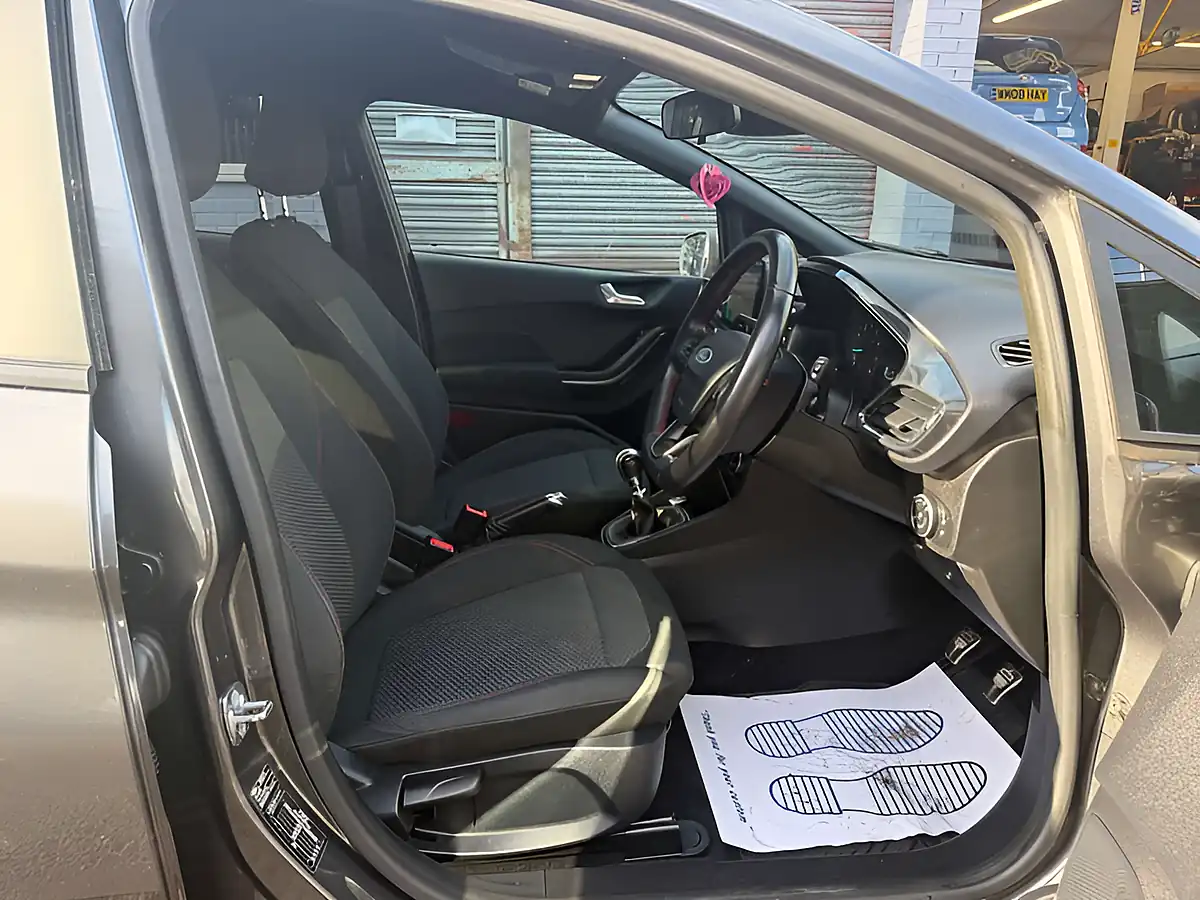 Used 2019 Ford Fiesta ST-Line Grey - Interior and Exterior details 10