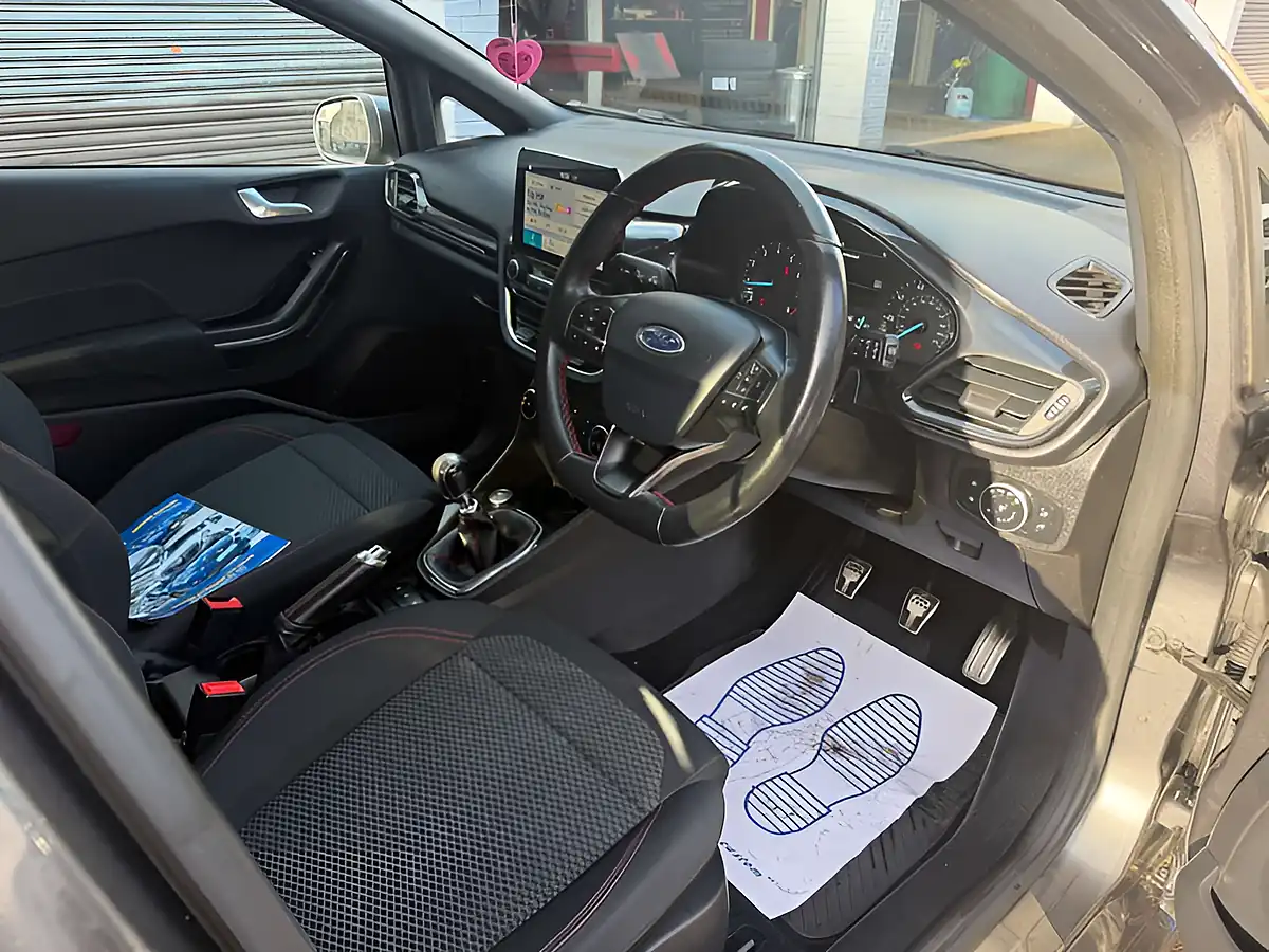 Used 2019 Ford Fiesta ST-Line Grey - Interior and Exterior details 11