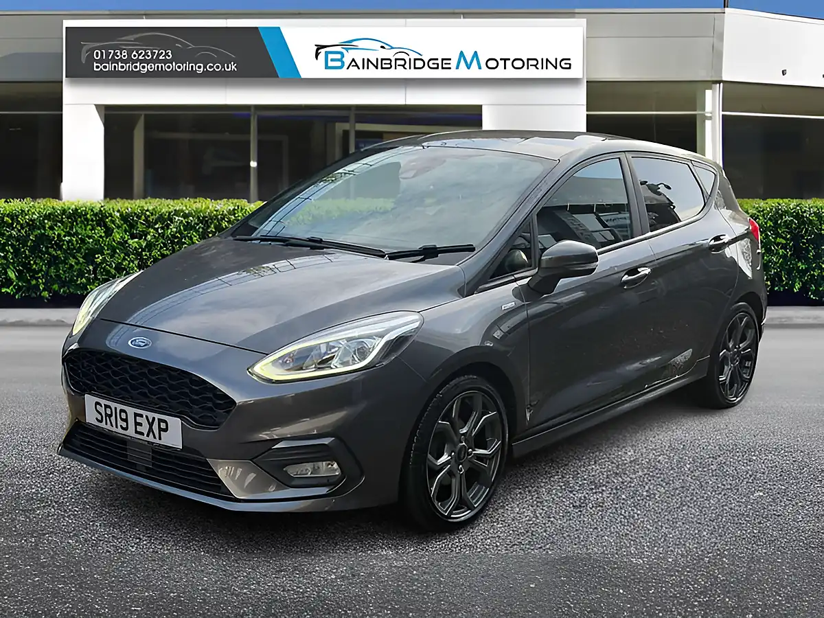 Used 2019 Ford Fiesta ST-Line Grey - Interior and Exterior details 7