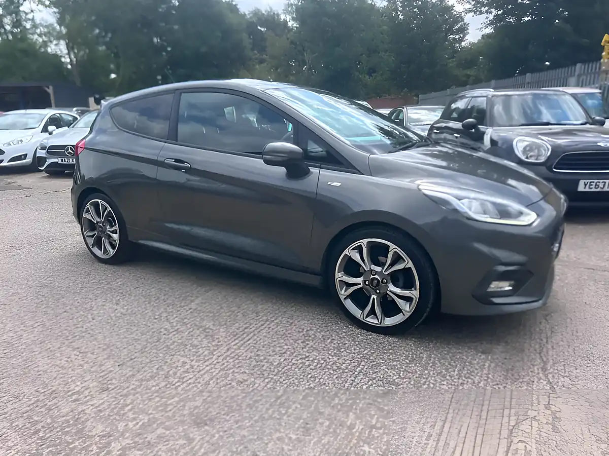 Used 2019 Ford Fiesta ST-Line Grey - Interior and Exterior details 4