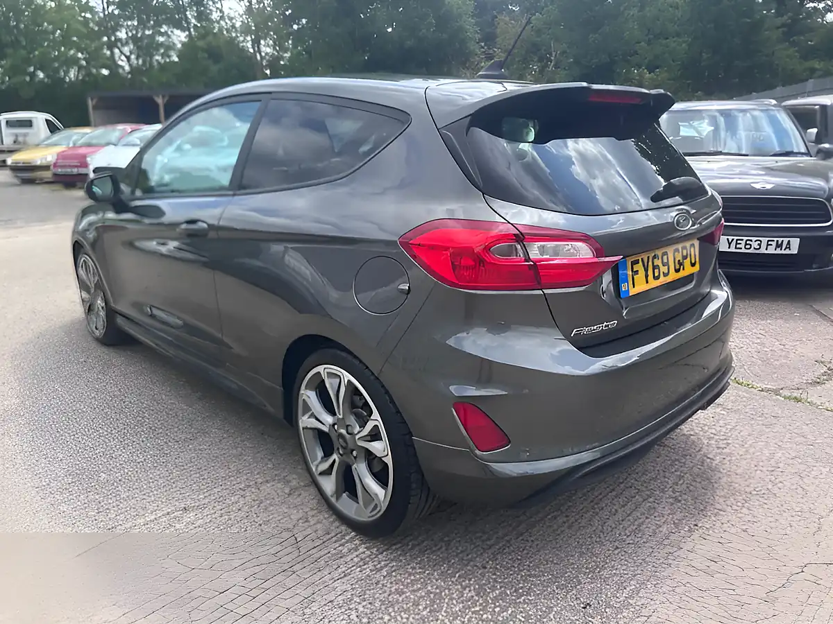 Used 2019 Ford Fiesta ST-Line Grey - Interior and Exterior details 6