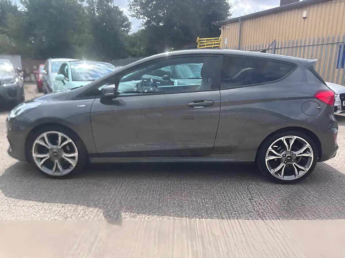 Used 2019 Ford Fiesta ST-Line Grey - Interior and Exterior details 7