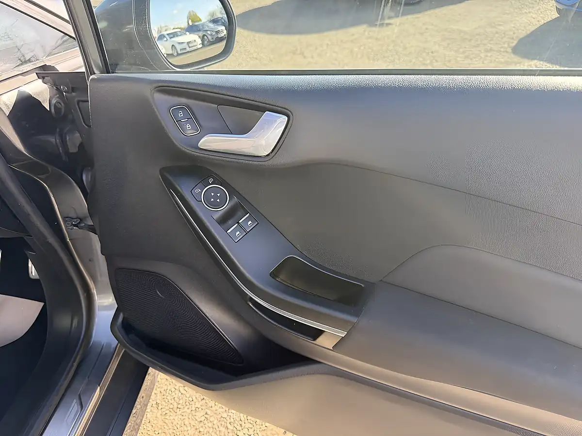 Used 2019 Ford Fiesta ST-Line Grey - Interior and Exterior details 18