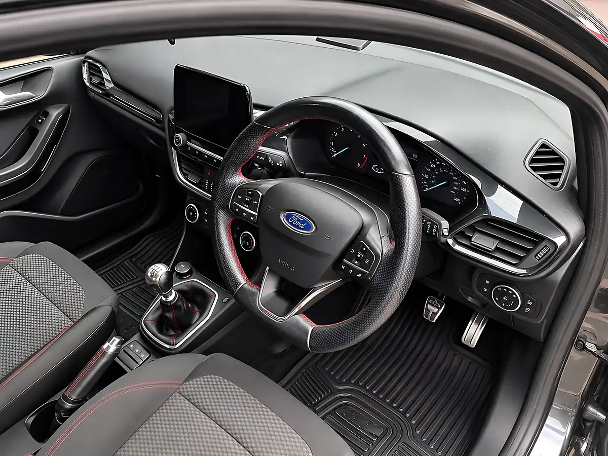Used 2019 Ford Fiesta ST-Line Grey - Interior and Exterior details 5