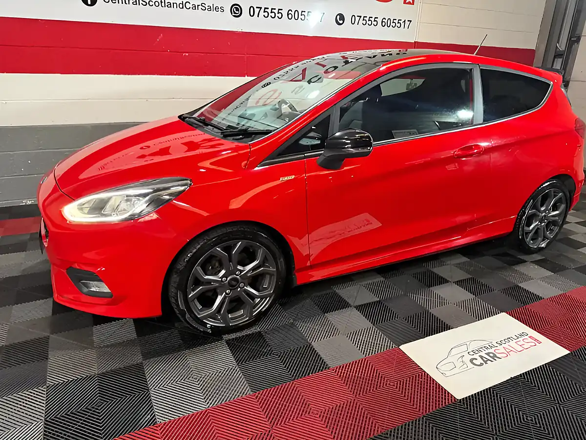 Used 2019 Ford Fiesta ST-Line Red - Interior and Exterior details 2