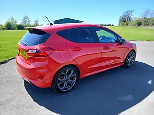 Used 2019 Ford Fiesta ST-Line Red - Interior and Exterior details 8