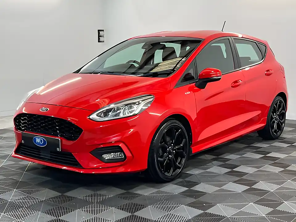 Used 2019 Ford Fiesta ST-Line Red - Interior and Exterior details 8