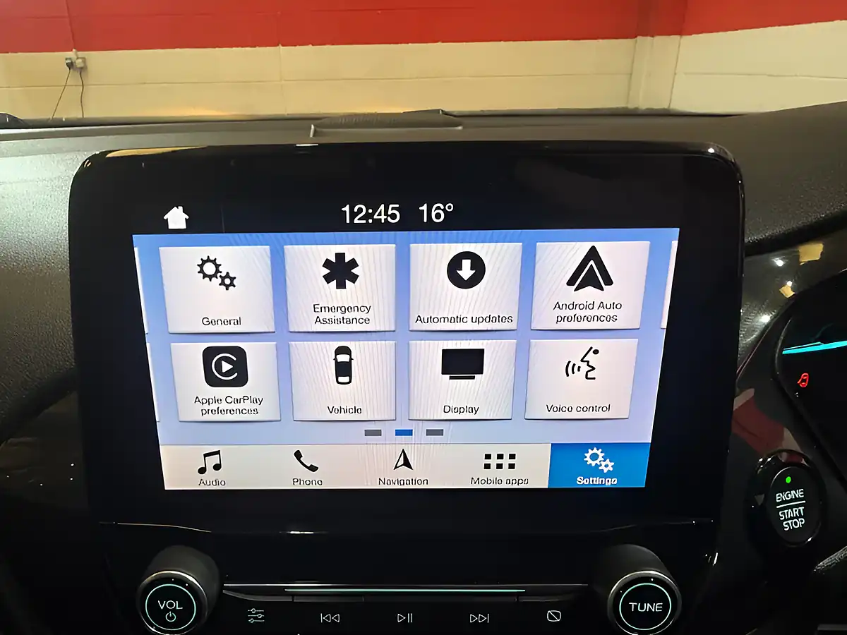 Used 2019 Ford Fiesta ST-Line Red - Interior and Exterior details 16