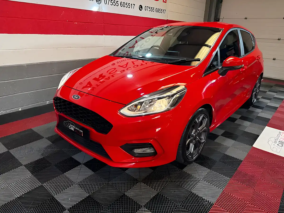 Used 2019 Ford Fiesta ST-Line Red - Interior and Exterior details 8
