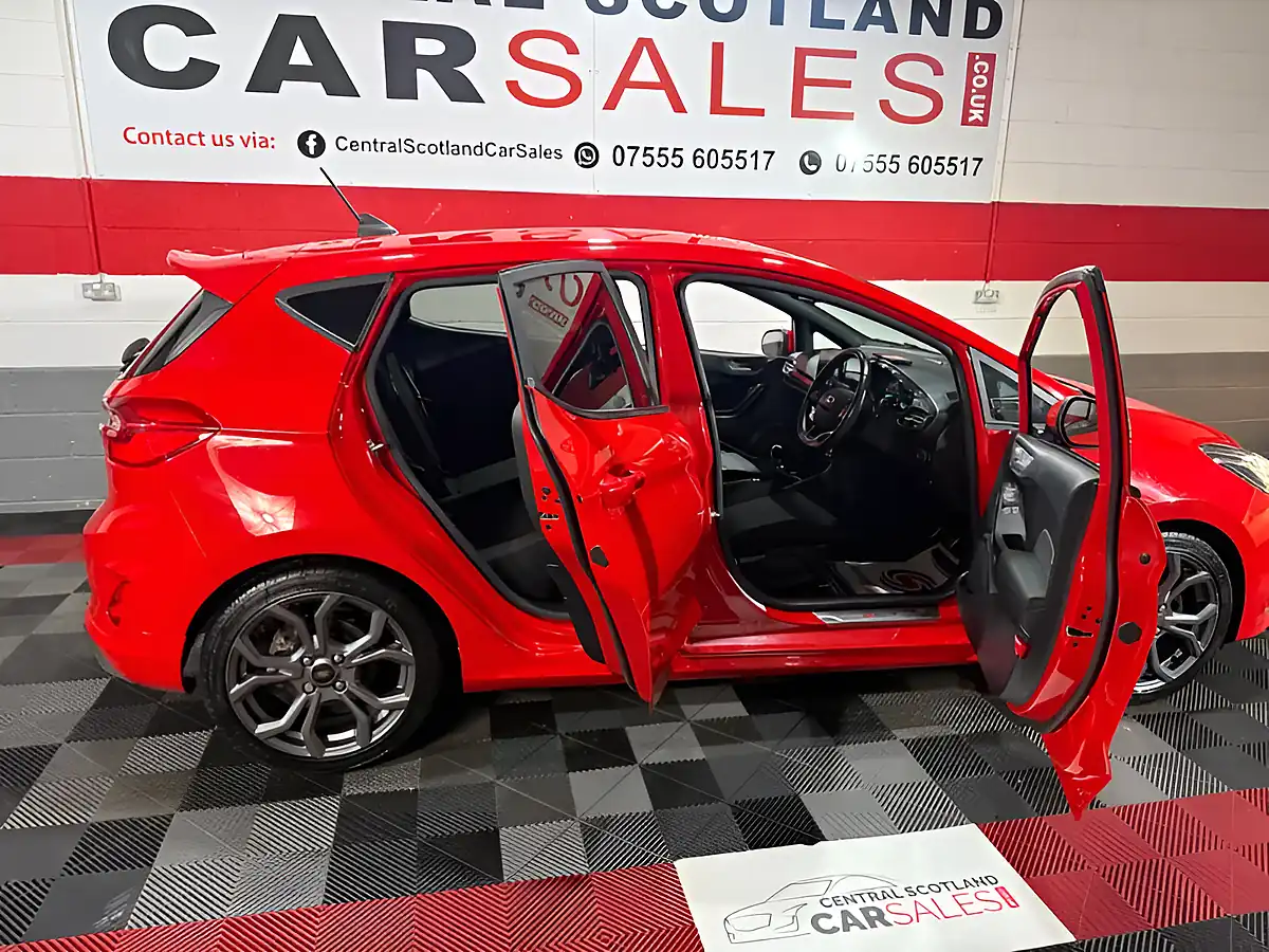 Used 2019 Ford Fiesta ST-Line Red - Interior and Exterior details 10