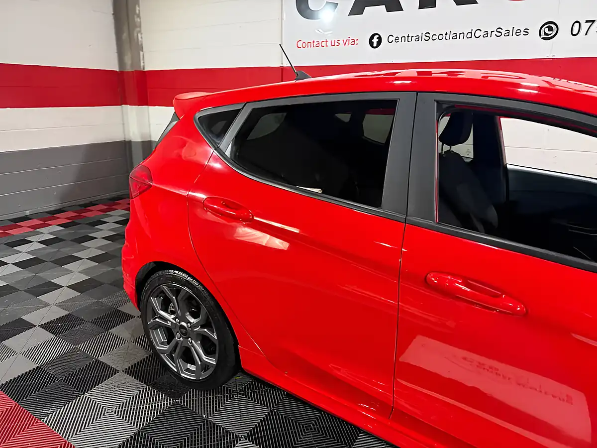 Used 2019 Ford Fiesta ST-Line Red - Interior and Exterior details 3