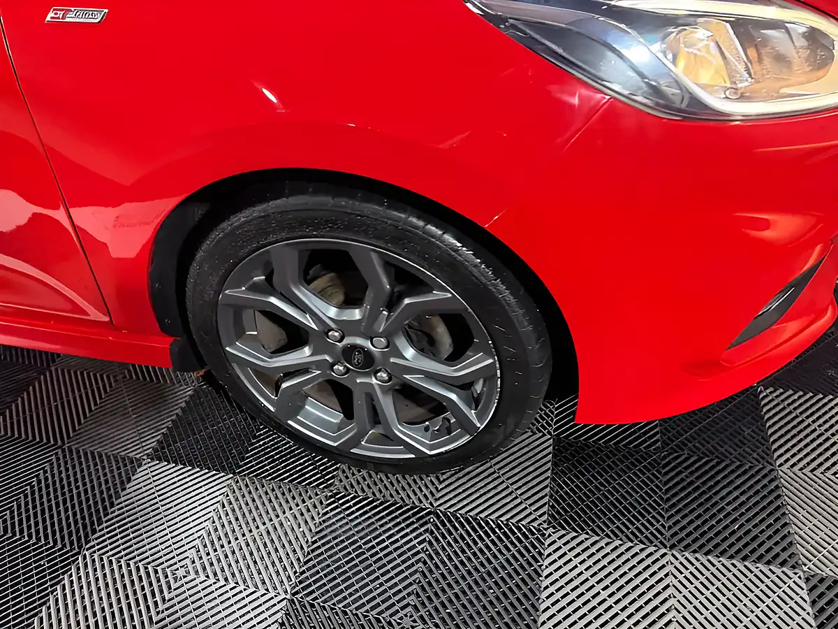 Used 2019 Ford Fiesta ST-Line Red - Interior and Exterior details 4