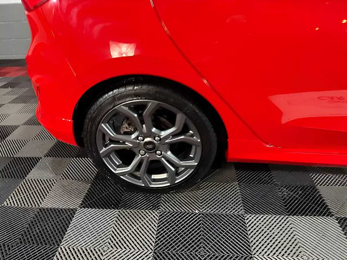 Used 2019 Ford Fiesta ST-Line Red - Interior and Exterior details 7