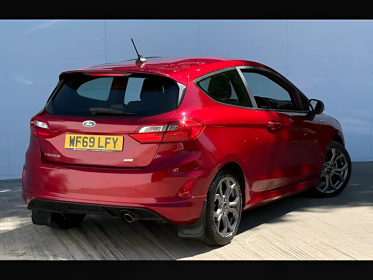 Used 2019 Ford Fiesta ST-Line Ruby Red - Interior and Exterior details 8