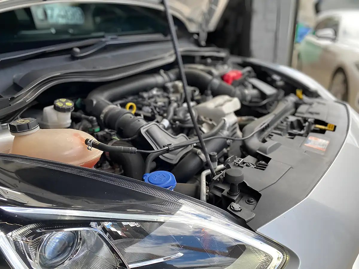 Used 2019 Ford Fiesta ST-Line Silver - Interior and Exterior details 15