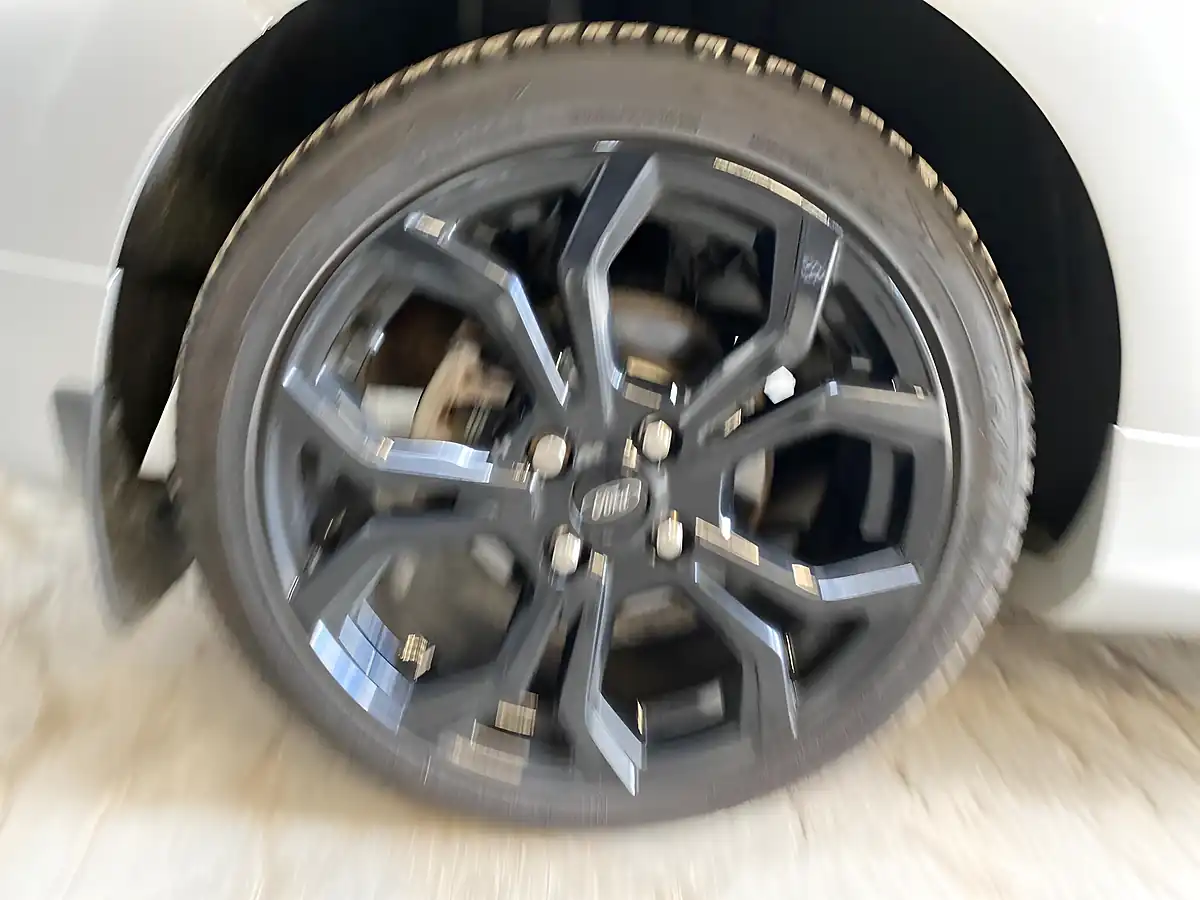 Used 2019 Ford Fiesta ST-Line Silver - Interior and Exterior details 16