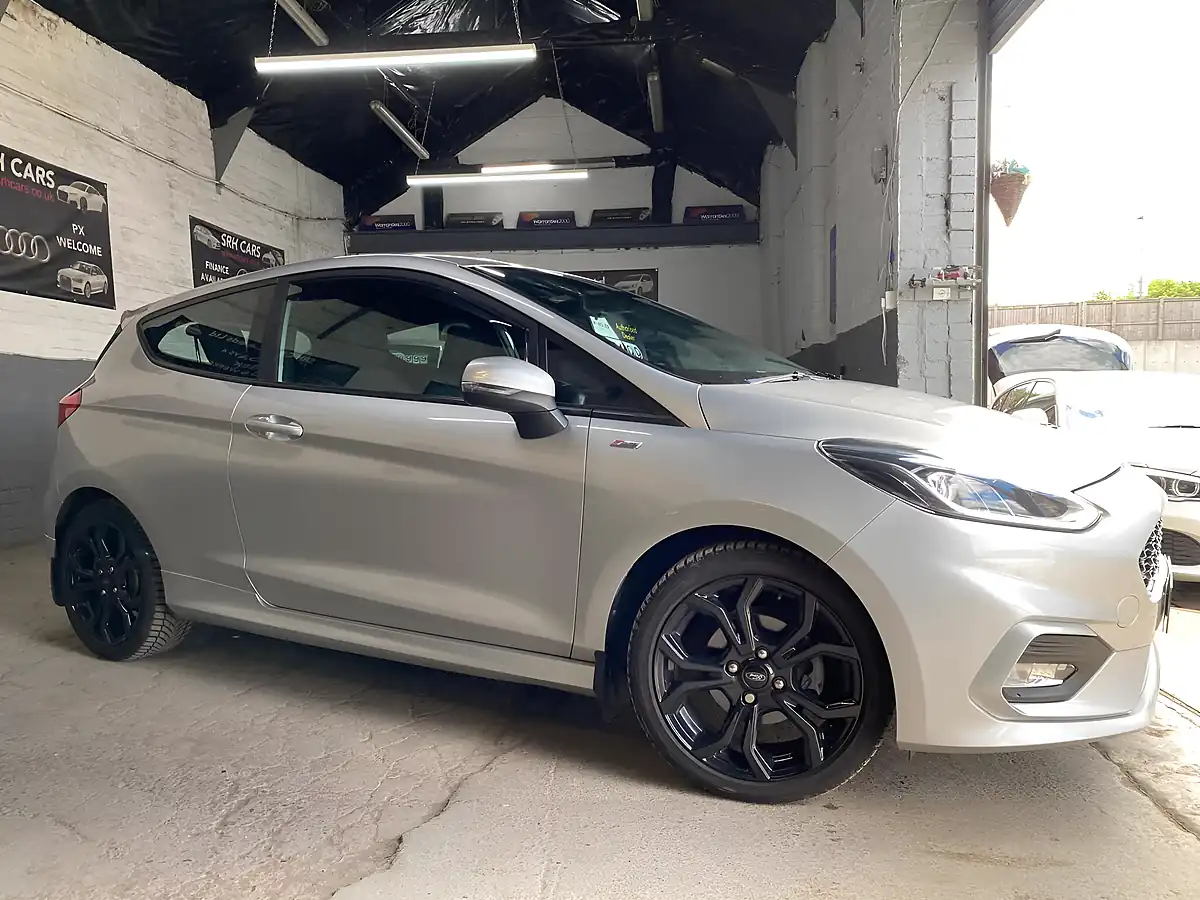 Used 2019 Ford Fiesta ST-Line Silver - Interior and Exterior details 2
