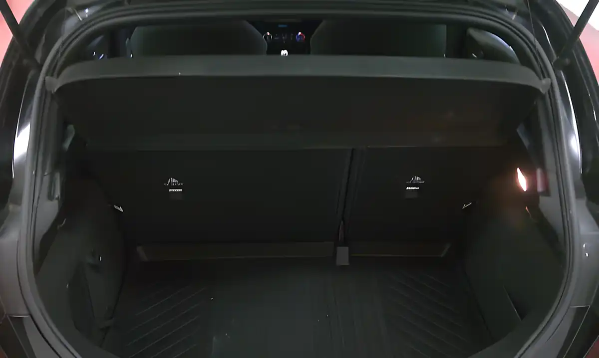 Used 2019 Ford Fiesta ST-Line Tuxedo Black - Interior and Exterior details 9