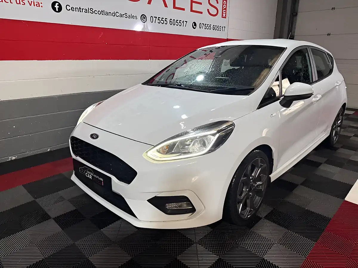 Used 2019 Ford Fiesta ST-Line White - Interior and Exterior details 6