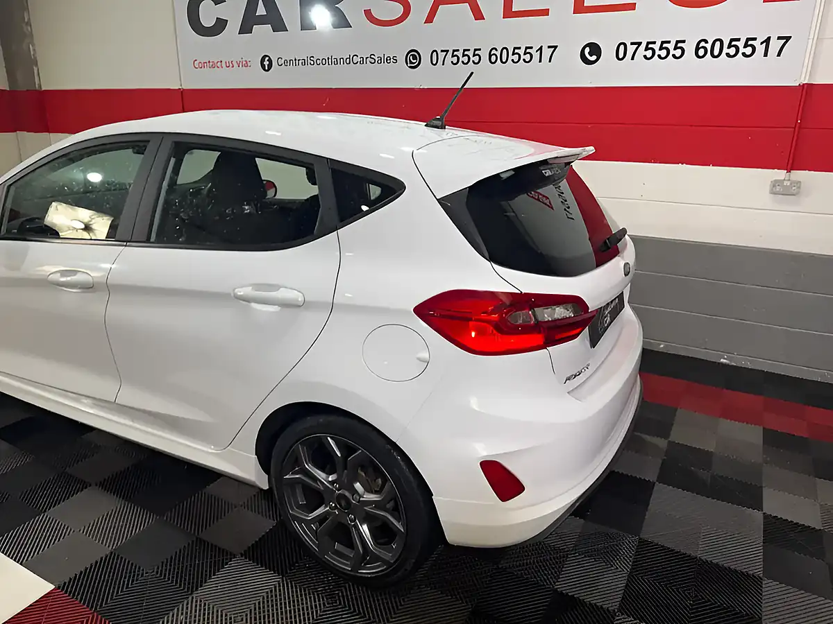 Used 2019 Ford Fiesta ST-Line White - Interior and Exterior details 8
