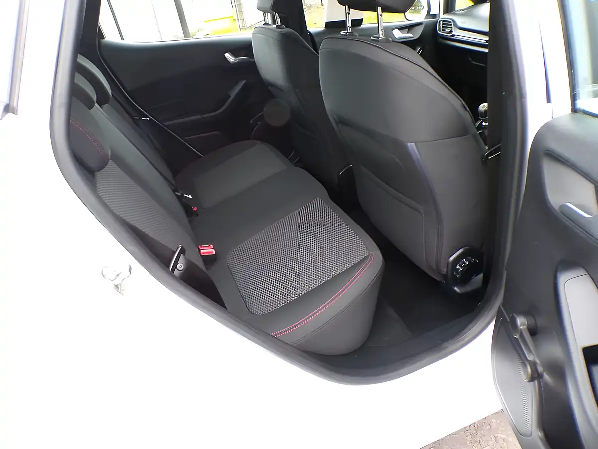 Used 2019 Ford Fiesta ST-Line White - Interior and Exterior details 16