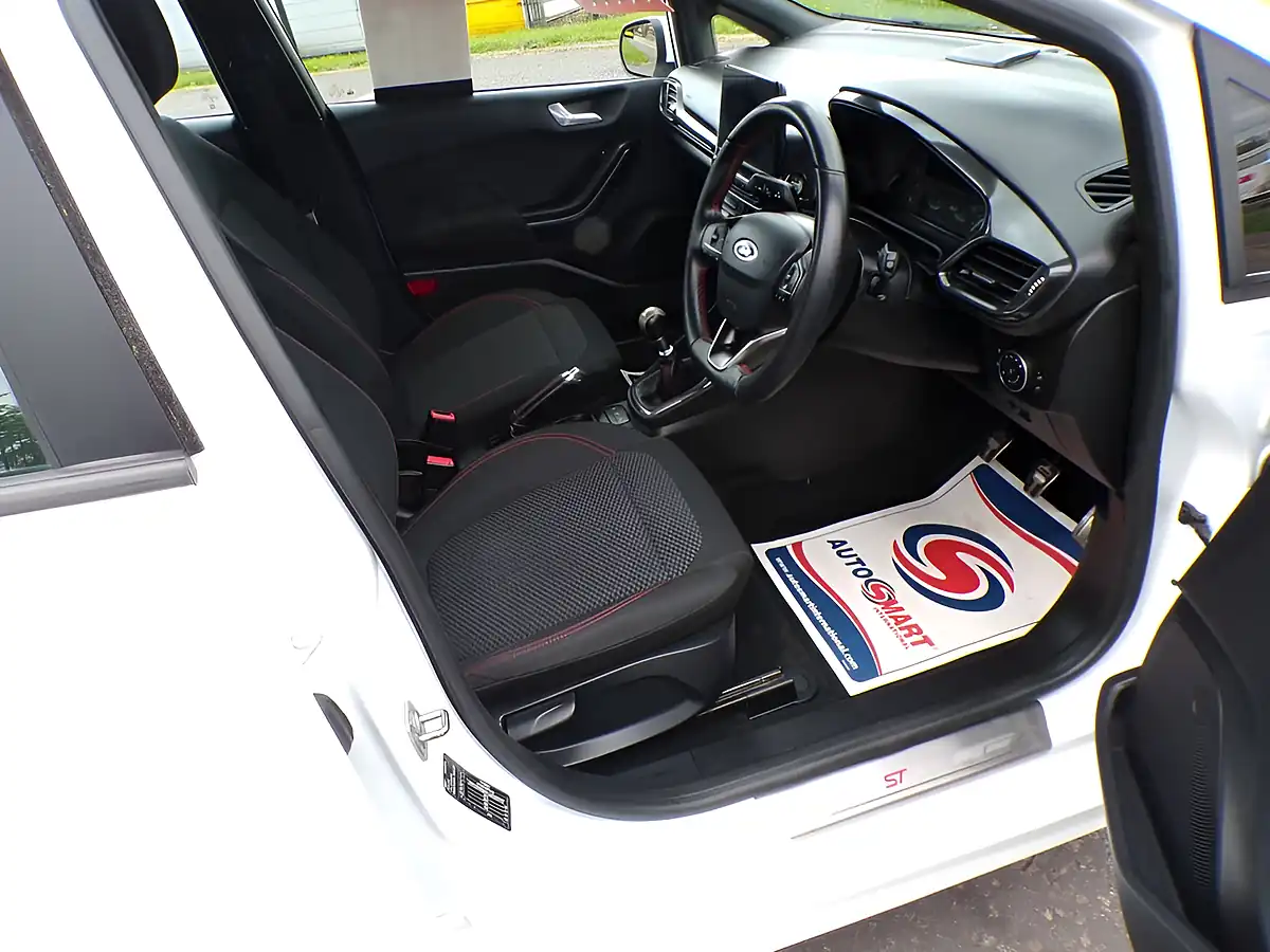 Used 2019 Ford Fiesta ST-Line White - Interior and Exterior details 17