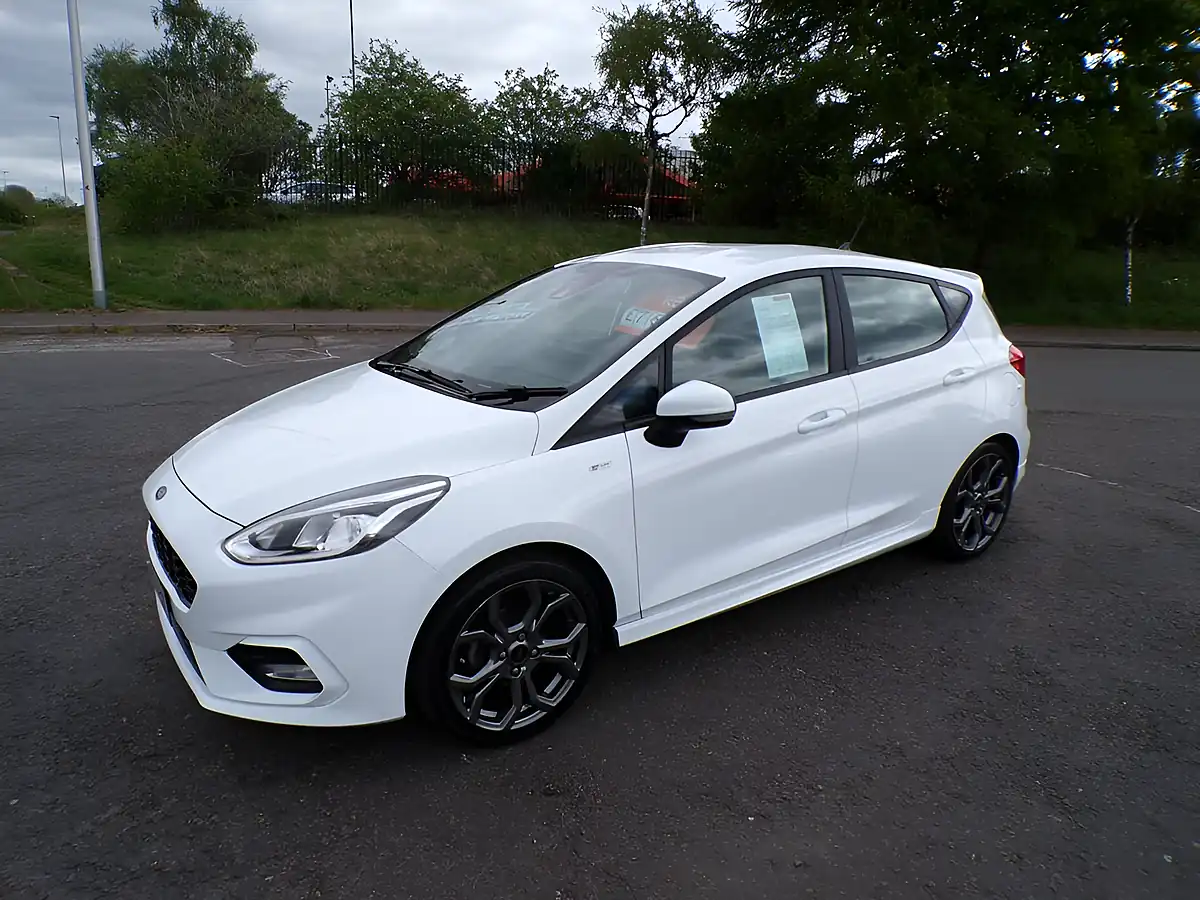 Used 2019 Ford Fiesta ST-Line White - Interior and Exterior details 8