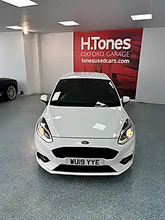 Used 2019 Ford Fiesta ST-Line White - Interior and Exterior details 12