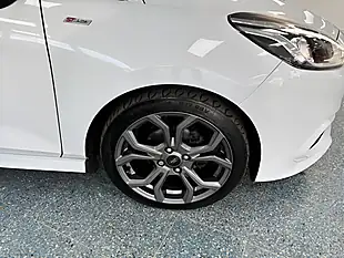 Used 2019 Ford Fiesta ST-Line White - Interior and Exterior details 17
