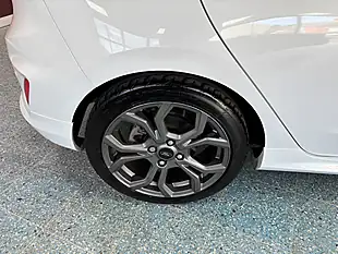 Used 2019 Ford Fiesta ST-Line White - Interior and Exterior details 18