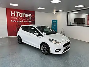 Used 2019 Ford Fiesta ST-Line White - Interior and Exterior details 3
