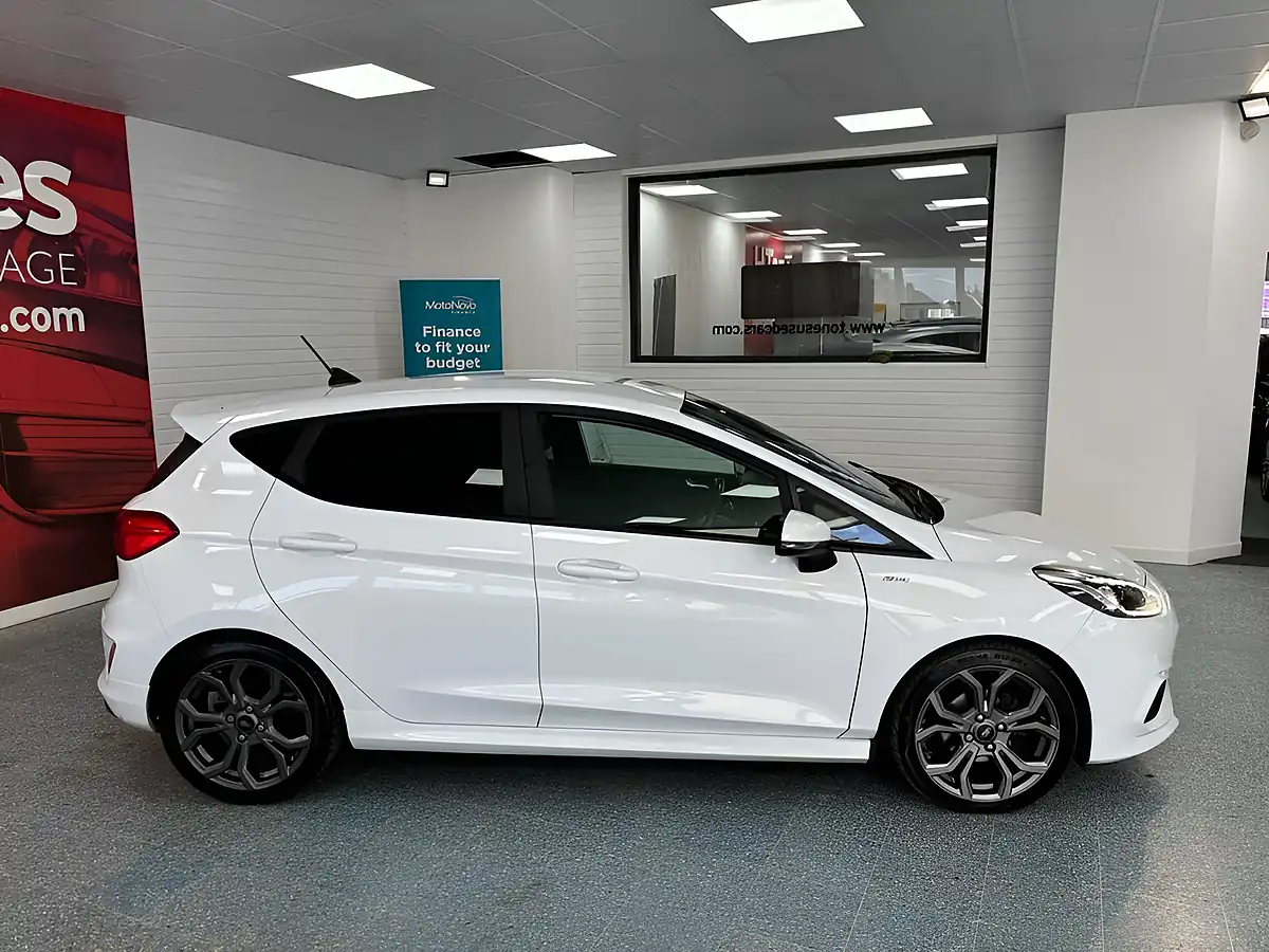 Used 2019 Ford Fiesta ST-Line White - Interior and Exterior details 4