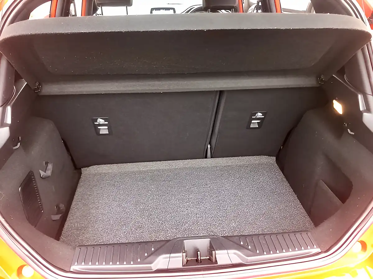 Used 2019 Ford Fiesta ST-Line X Red - Interior and Exterior details 14