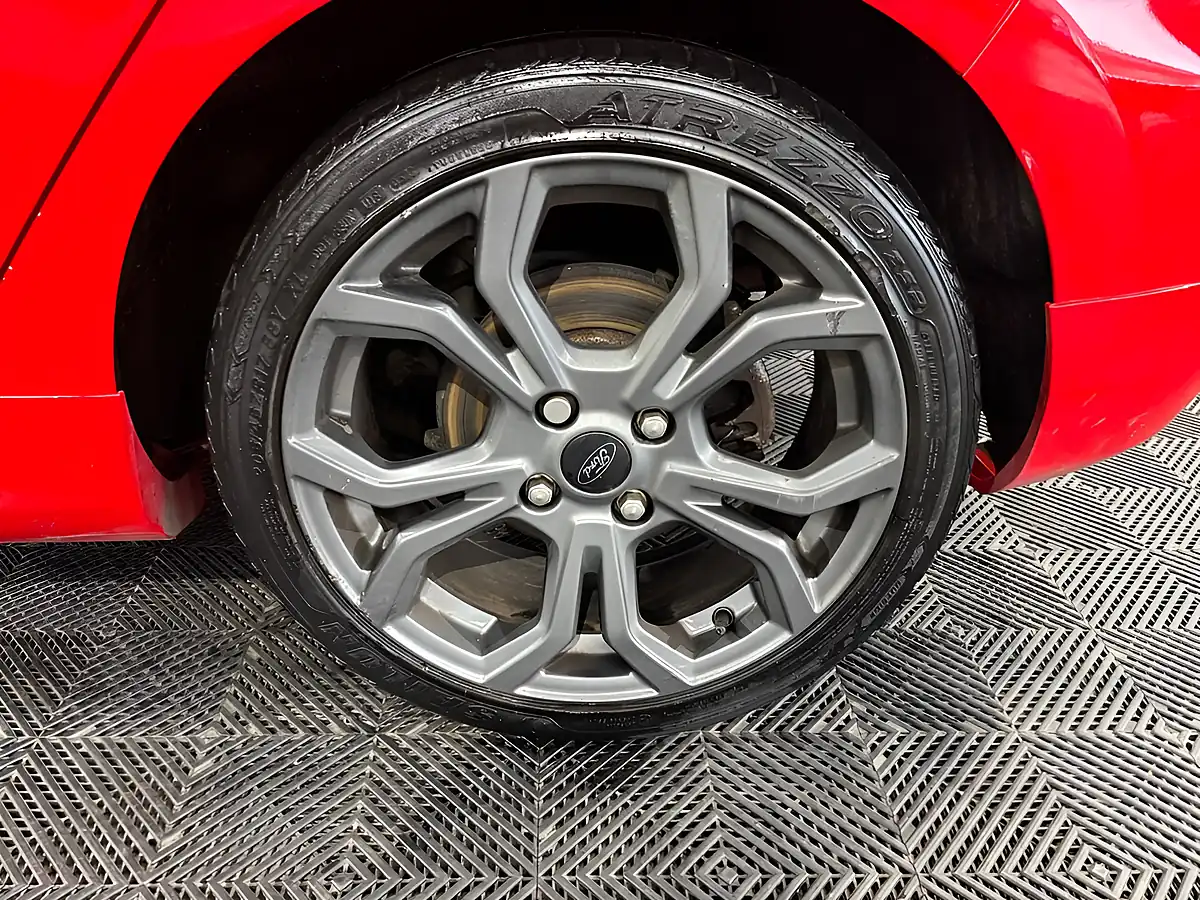 Used 2019 Ford Fiesta ST-Line X Red - Interior and Exterior details 19