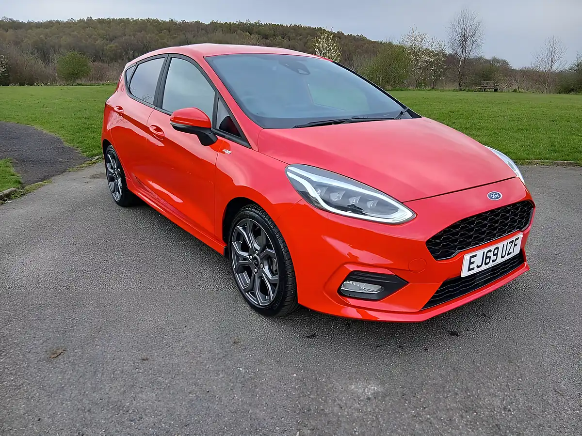 Used 2019 Ford Fiesta ST-Line X Red - Front View