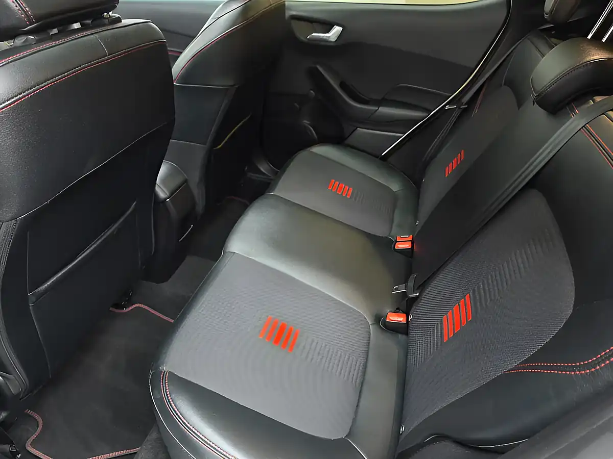 Used 2019 Ford Fiesta ST-Line X White - Interior and Exterior details 16