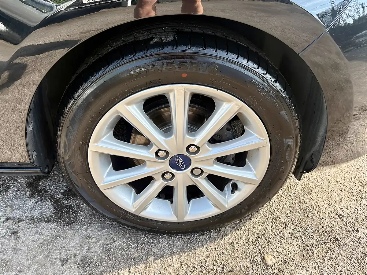 Used 2019 Ford Fiesta Titanium Agate Black - Interior and Exterior details 18