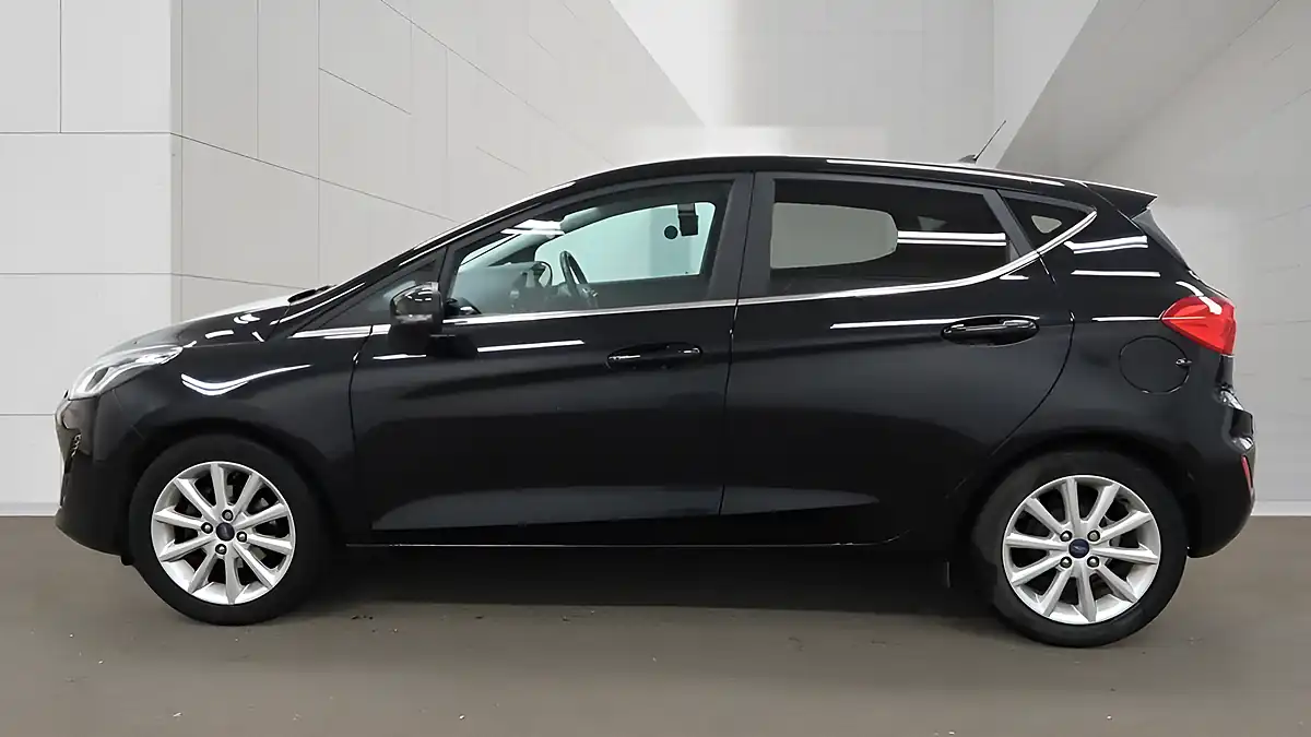 Used 2019 Ford Fiesta Titanium Black - Interior and Exterior details 11