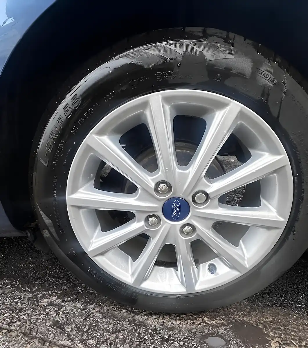 Used 2019 Ford Fiesta Titanium Blue - Interior and Exterior details 11