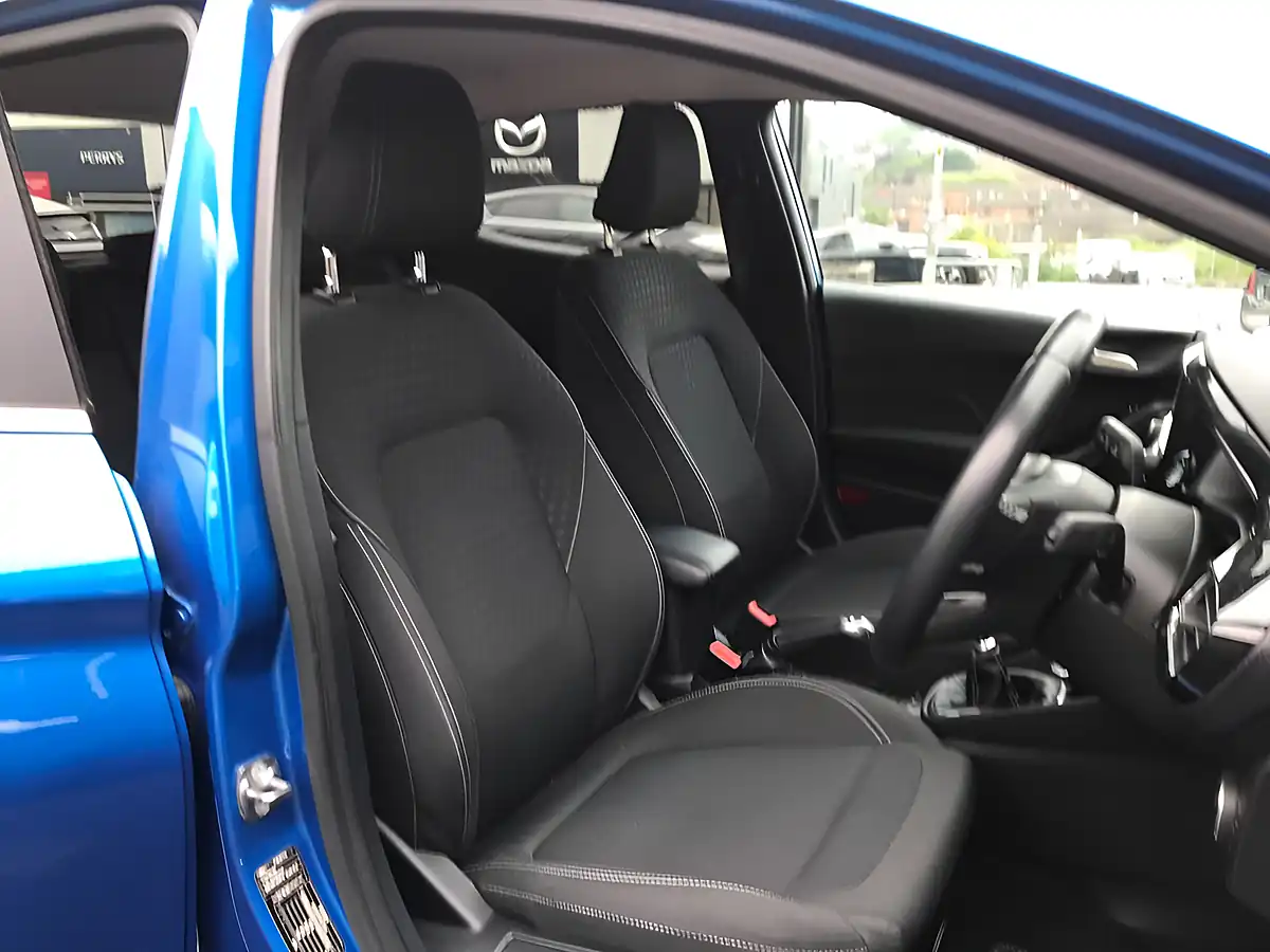 Used 2019 Ford Fiesta Titanium Bright Blue - Interior and Exterior details 10