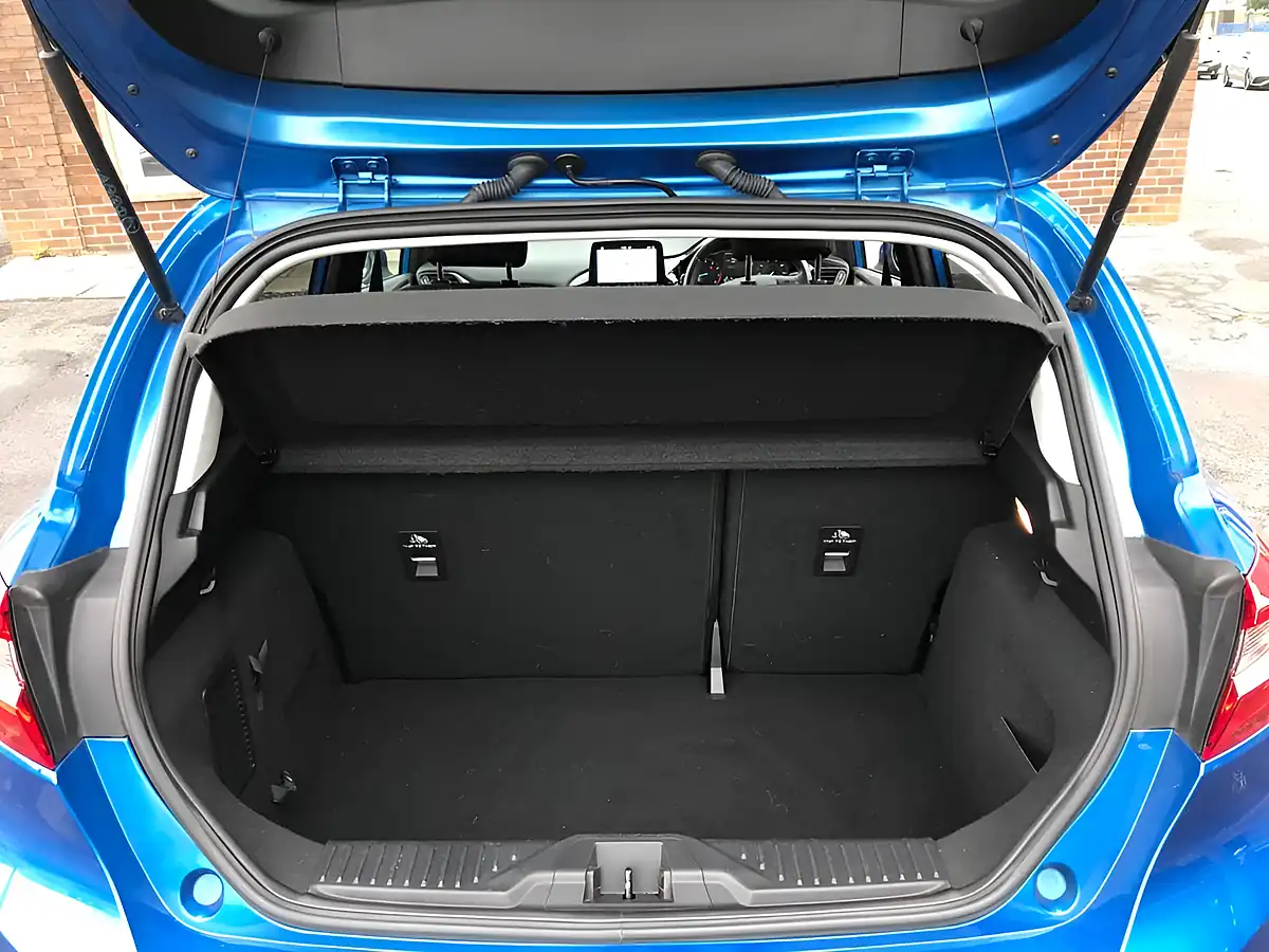 Used 2019 Ford Fiesta Titanium Bright Blue - Interior and Exterior details 13